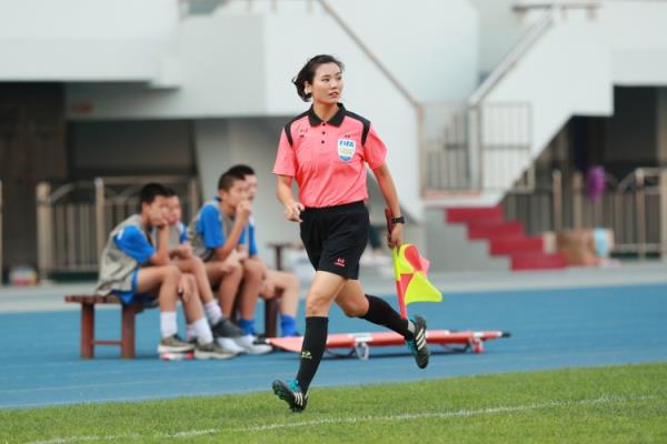  中国女子裁判董方雨、谢丽君将参加法律亚冠二级联赛十六强赛